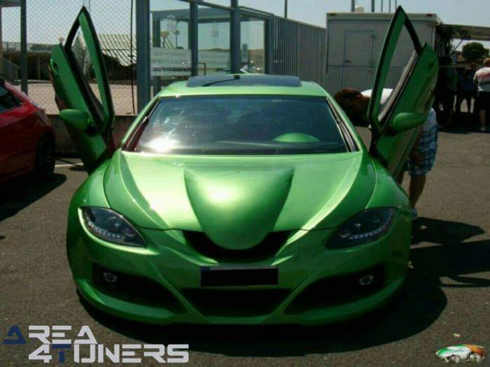 1er Invidia Tuning Show
Imagen del reportaje revista Tuning Area4tuners.es, concentración de coches Tuning del año 2015 en San Vicente Alcántara, Badajoz, España