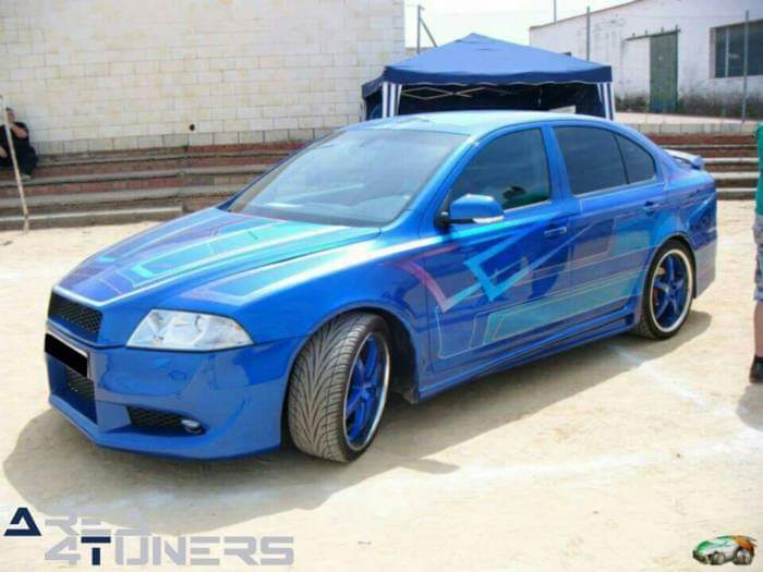 4a Concentración Tuning Internacional Torremejía
Imagen del reportaje revista Tuning Area4tuners.es, concentración de coches Tuning del año 2015 en Torremejía, Badajoz, España