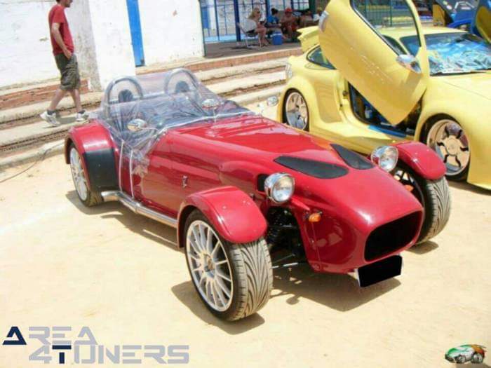 4a Concentración Tuning Internacional Torremejía
Imagen del reportaje revista Tuning Area4tuners.es, concentración de coches Tuning del año 2015 en Torremejía, Badajoz, España