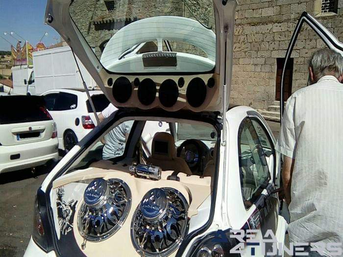 Kdd Ciperez 2016
Imagen del reportaje revista Tuning Area4tuners.es, concentración de coches Tuning del año 2016 en Ciperez, Salamanca, España