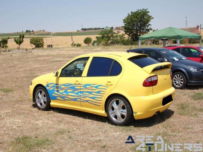 6ª Kdd Nava Del Rey
Imagen del reportaje revista Tuning Area4tuners.es, concentración de coches Tuning del año 2016 en Nava Del Rey, Valladolid, España