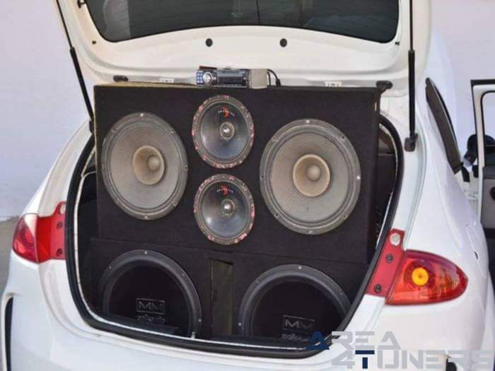 5ª Concentración Tuning Campillo De LLerena
Imagen del reportaje revista Tuning Area4tuners.es, concentración de coches Tuning del año 2016 en Campillo De Llerena, Badajoz, España