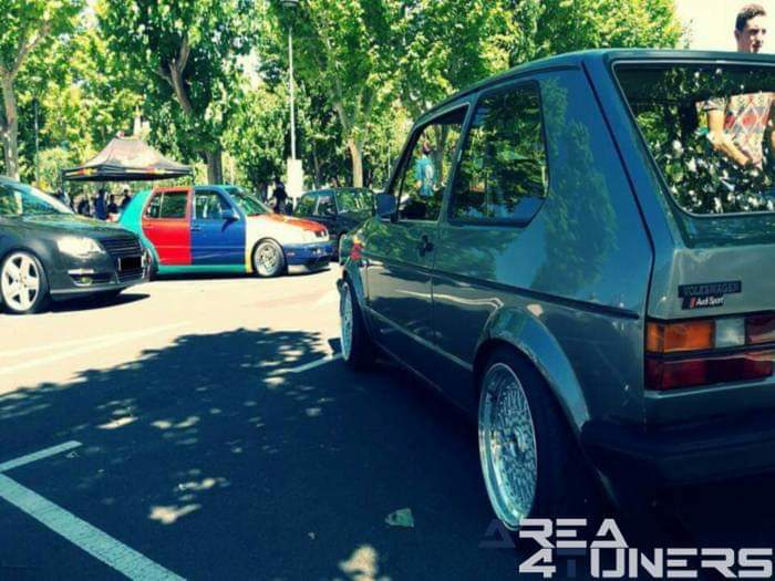 15ª Concentración Tuning Vag Calafell
Imagen del reportaje revista Tuning Area4tuners.es, concentración de coches Tuning del año 2016 en Calafell, Tarragona, España