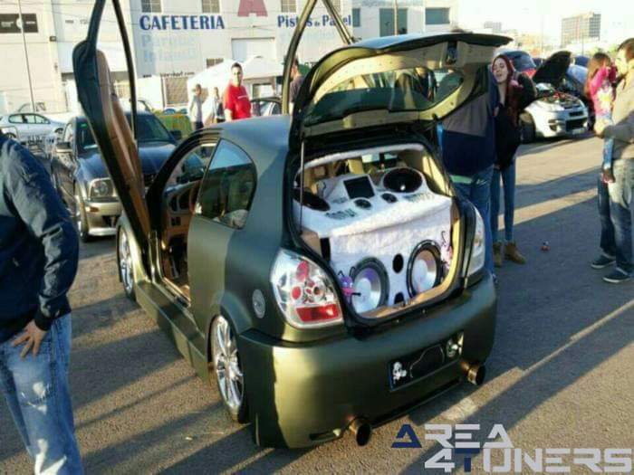 2º Tuning Show Massanassa
Imagen del reportaje revista Tuning Area4tuners.es, concentración de coches Tuning del año 2015 en Massanassa, Valencia, España
