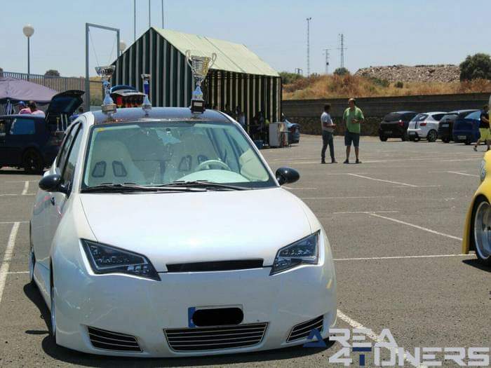 2º Invidia Tuning Show
Imagen del reportaje revista Tuning Area4tuners.es, concentración de coches Tuning del año 2016 en San Vicente De Alcántara, Cáceres, España