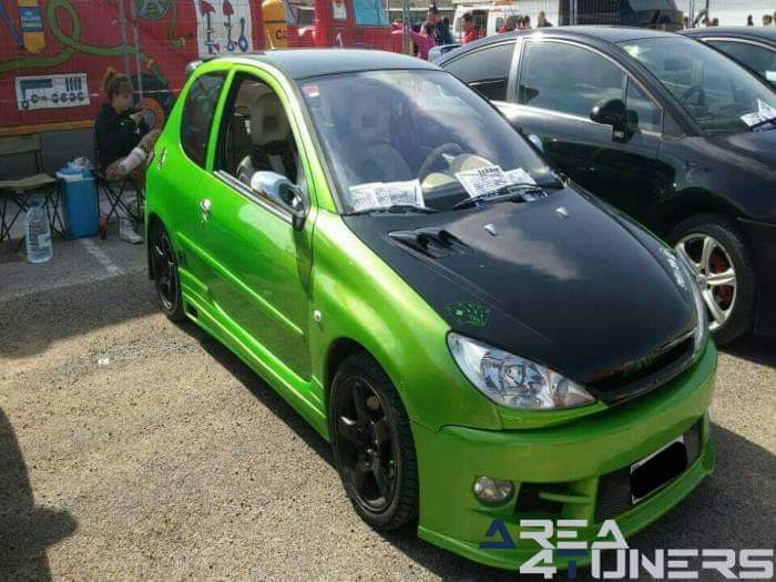 3ª Concentración Tuning Motor Show Amposta
Imagen del reportaje revista Tuning Area4tuners.es, concentración de coches Tuning del año 2015 en Amposta, Tarragona, España