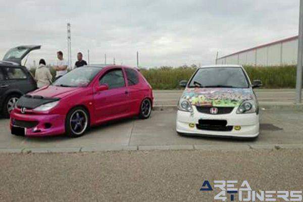 Kdd Tuning Racing Villa De Medina
Imagen del reportaje revista Tuning Area4tuners.es, concentración de coches Tuning del año 2016 en Villa De Medina, Valladolid, España
