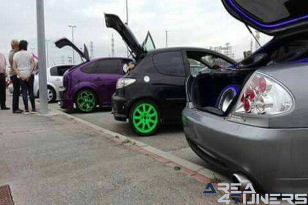 Kdd Tuning Racing Villa De Medina
Imagen del reportaje revista Tuning Area4tuners.es, concentración de coches Tuning del año 2016 en Villa De Medina, Valladolid, España