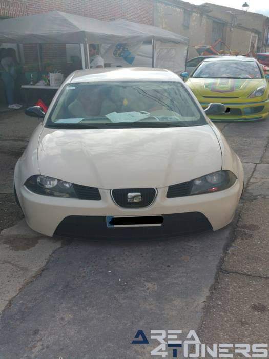 2ª Concentración Tuning Villalar De Los Comuneros
Imagen del reportaje revista Tuning Area4tuners.es, concentración de coches Tuning del año 2016 en Villalar De Los Comuneros, Valladolid, España