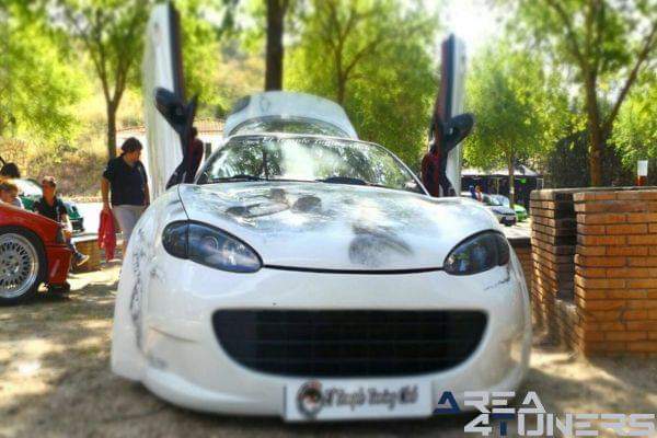 Stance Tuning Custom Edition 2k16
Imagen del reportaje revista Tuning Area4tuners.es, concentración de coches Tuning del año 2016 en El Saucejo, Badajoz, España