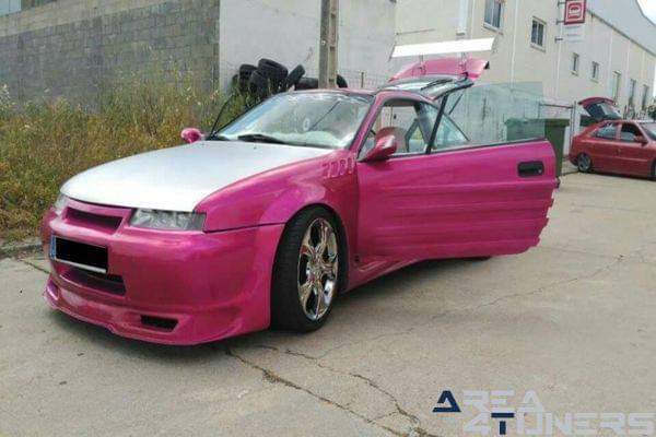 1ª Concentración Tuning Valencia De Alcántara
Imagen del reportaje revista Tuning Area4tuners.es, concentración de coches Tuning del año 2016 en Valencia De Alcántara, Cáceres, España