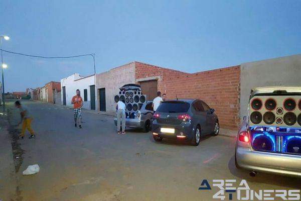 5ª Concentración Tuning Internacional Torremejía
Imagen del reportaje revista Tuning Area4tuners.es, concentración de coches Tuning del año 2016 en Torremejía, Cáceres, España