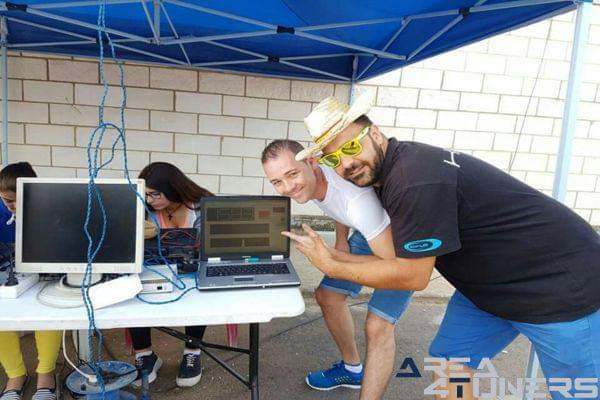 5ª Concentración Tuning Internacional Torremejía
Imagen del reportaje revista Tuning Area4tuners.es, concentración de coches Tuning del año 2016 en Torremejía, Cáceres, España