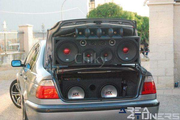 1ª Concentración Tuning Ciudad De Tarancón
Imagen del reportaje revista Tuning Area4tuners.es, concentración de coches Tuning del año 2016 en Tarancón, Cuenca, España