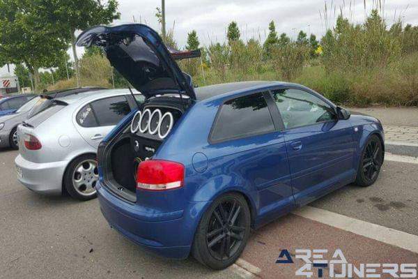 6ª Concentración Tuning Vag Clásicos Reus
Imagen del reportaje revista Tuning Area4tuners.es, concentración de coches Tuning del año 2016 en Reus, Tarragona, España