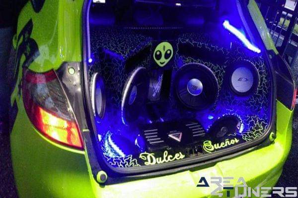 2ª Concentración Tuning Guarnizo
Imagen del reportaje revista Tuning Area4tuners.es, concentración de coches Tuning del año 2016 en Guarnizo, Cantabria, España