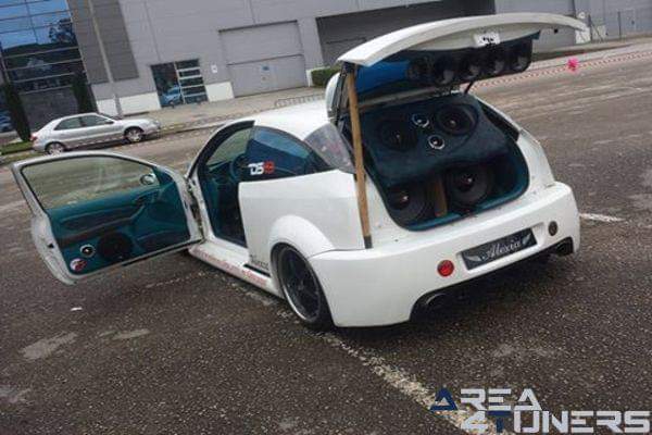 2ª Concentración Tuning Guarnizo
Imagen del reportaje revista Tuning Area4tuners.es, concentración de coches Tuning del año 2016 en Guarnizo, Cantabria, España