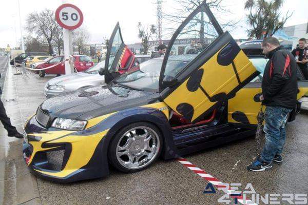 2ª Concentración Tuning Guarnizo
Imagen del reportaje revista Tuning Area4tuners.es, concentración de coches Tuning del año 2016 en Guarnizo, Cantabria, España