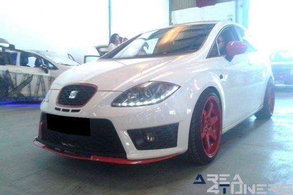 14º Tuning Show Ciudad De Coín
Imagen del reportaje revista Tuning Area4tuners.es, concentración de coches Tuning del año 2016 en Coín, Málaga, España