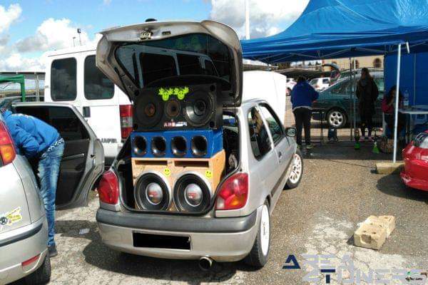 8ª Concentración Tuning Azuaga
Imagen del reportaje revista Tuning Area4tuners.es, concentración de coches Tuning del año 2016 en Azuaga, Badajoz, España