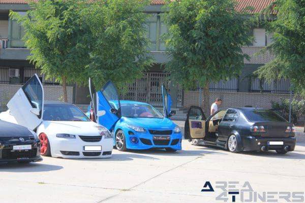 10ª Concentración Spirit Tuning
Imagen del reportaje revista Tuning Area4tuners.es, concentración de coches Tuning del año 2015 en Arévalo, Ávila, España
