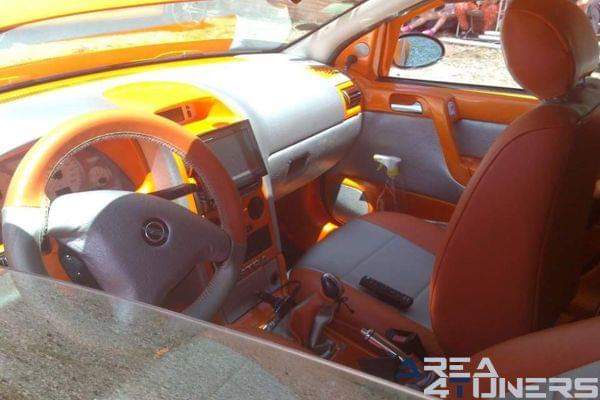 2ª Edición Especial Tuning Algemesí
Imagen del reportaje revista Tuning Area4tuners.es, concentración de coches Tuning del año 2016 en Algemesí, Valencia, España