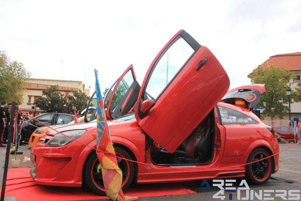 5a Concentración Tuning Villa Pedro Muñoz
Imagen del reportaje revista Tuning Area4tuners.es, concentración de coches Tuning del año 2015 en Pedro Muñoz, Ciudad Real, España