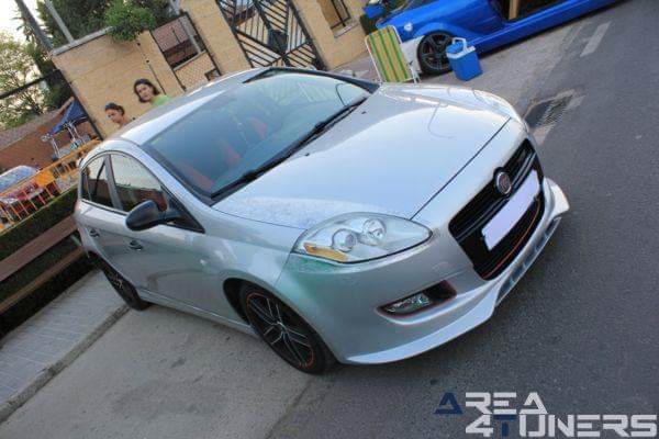 10ª Concentración Quijote Tuning
Imagen del reportaje revista Tuning Area4tuners.es, concentración de coches Tuning del año 2015 en Bolaños Calatrava, Ciudad Real, España