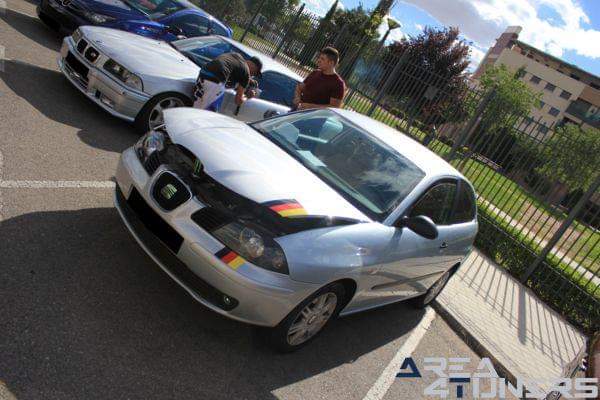 12ª Kdd Tuning Los Vinagres
Imagen del reportaje revista Tuning Area4tuners.es, concentración de coches Tuning del año 2015 en Leganés, Madrid, España