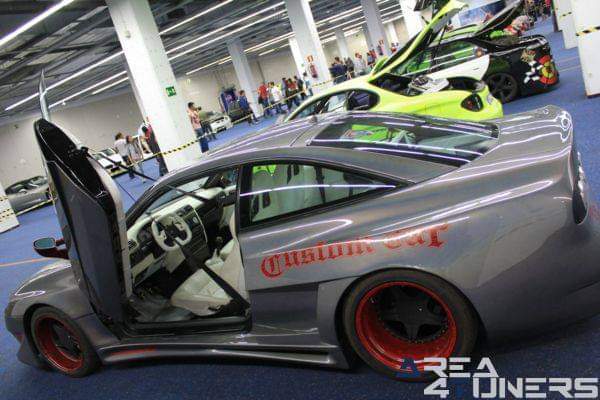 Estreno A Todo Gas 7
Imagen del reportaje revista Tuning Area4tuners.es, concentración de coches Tuning del año 2015 en Rivas Vaciamadrid, Madrid, España