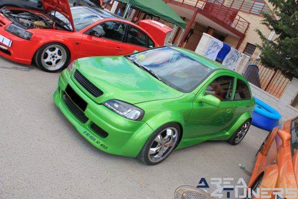 4º Tuning Show El Clan Club
Imagen del reportaje revista Tuning Area4tuners.es, concentración de coches Tuning del año 2015 en Mondéjar, Guadalajara, España