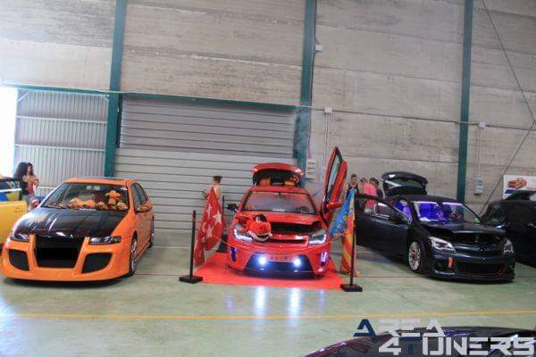 3ª Concentración Dreams Real
Imagen del reportaje revista Tuning Area4tuners.es, concentración de coches Tuning del año 2015 en Uclés, Cuenca, España
