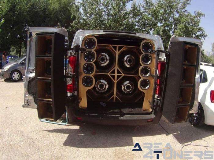 3er Tuning Show Tivenys
Imagen del reportaje revista Tuning Area4tuners.es, concentración de coches Tuning del año 2016 en Tivenys, Tarragona, España