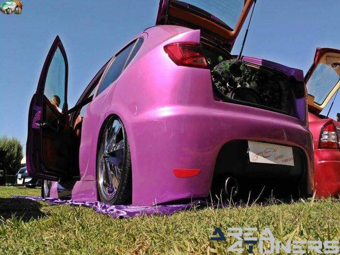 7ª Lujuría Tuning Show
Imagen del reportaje revista Tuning Area4tuners.es, concentración de coches Tuning del año 2016 en La Codosera, Badajoz, España