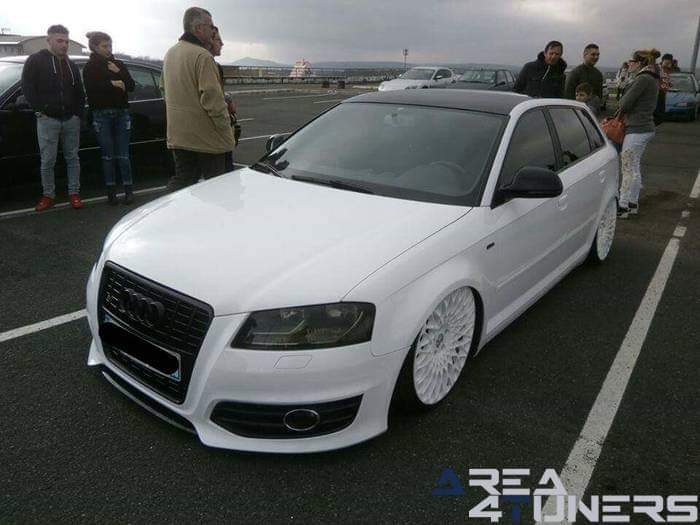 Crazy Weekend Expo Voitures
Imagen del reportaje de la revista Tuning Area4tuners.es, de la concentración de coches Tuning del año 2016 en Cosne Copurs Sur Loire Francia