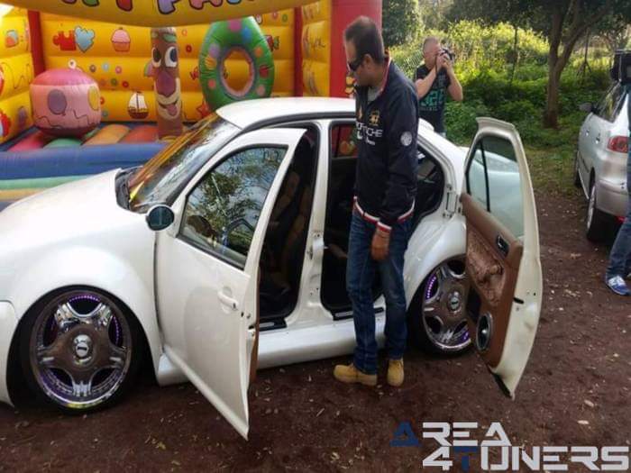 Evento Casa Parradera
Imagen del reportaje revista Tuning Area4tuners.es, concentración de coches Tuning del año 2015 en San Cristóbal De La Laguna, Tenerife, España