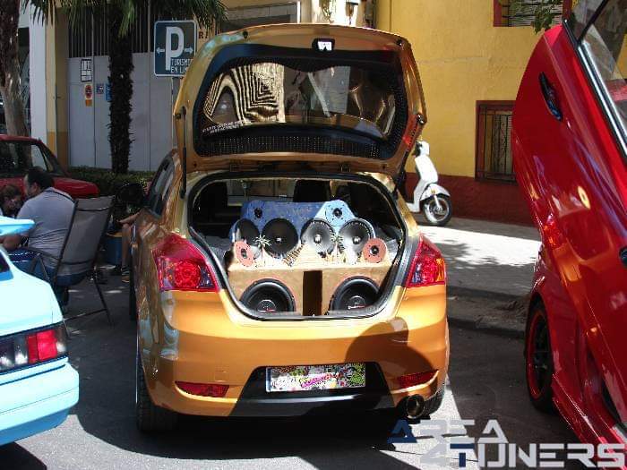 3a Kdd Tuning Talavera De La Reina
Imagen del reportaje revista Tuning Area4tuners.es, concentración de coches Tuning del año 2016 en Talavera De La Reina, Toledo, España