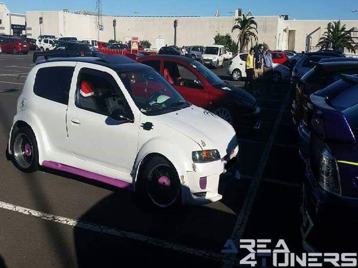 Reyes Para Todos
Imagen del reportaje revista Tuning Area4tuners.es, concentración de coches Tuning del año 2015 en Tenerife, España