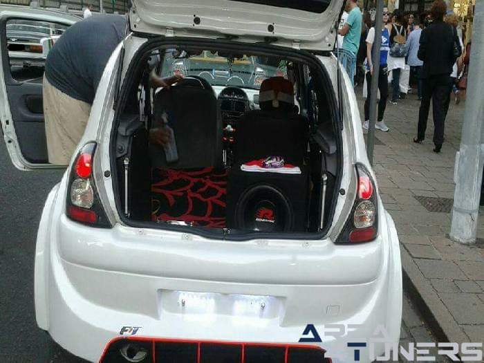 Reyes Para Todos
Imagen del reportaje revista Tuning Area4tuners.es, concentración de coches Tuning del año 2015 en Tenerife, España