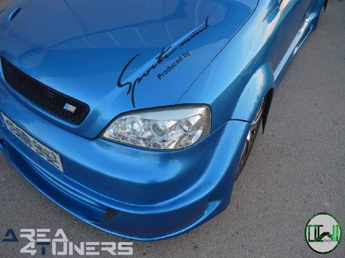 1er Tuning Show Barinas
Imagen del reportaje revista Tuning Area4tuners.es, concentración de coches Tuning del año 2016 en Barinas, Murcia, España