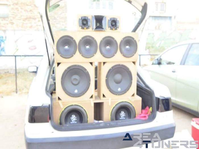 2º Tuning Show Brazatortas
Imagen del reportaje revista Tuning Area4tuners.es, concentración de coches Tuning del año 2016 en Brazatortas, Ciudad Real, España