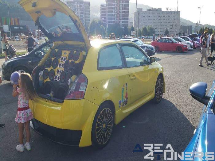 2ª Concentración New Style Cars
Imagen del reportaje revista Tuning Area4tuners.es, concentración de coches Tuning del año 2016 en Barakaldo, Vizcaya, España