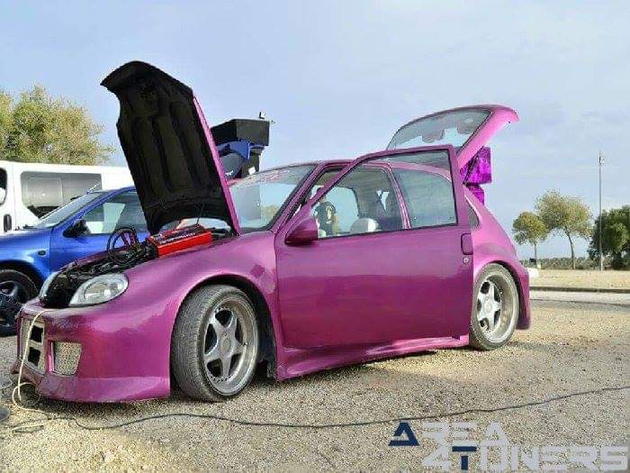 Kdd Macabros Osuna
Imagen del reportaje revista Tuning Area4tuners.es, concentración de coches Tuning del año 2017 en Osuna, Sevilla, España
