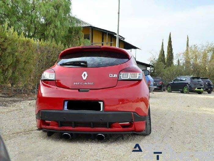 Kdd Macabros Osuna
Imagen del reportaje revista Tuning Area4tuners.es, concentración de coches Tuning del año 2017 en Osuna, Sevilla, España