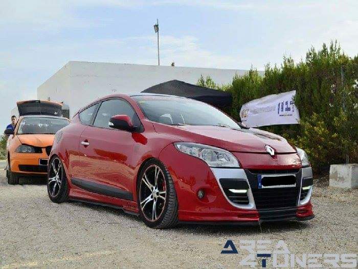 Kdd Macabros Osuna
Imagen del reportaje revista Tuning Area4tuners.es, concentración de coches Tuning del año 2017 en Osuna, Sevilla, España