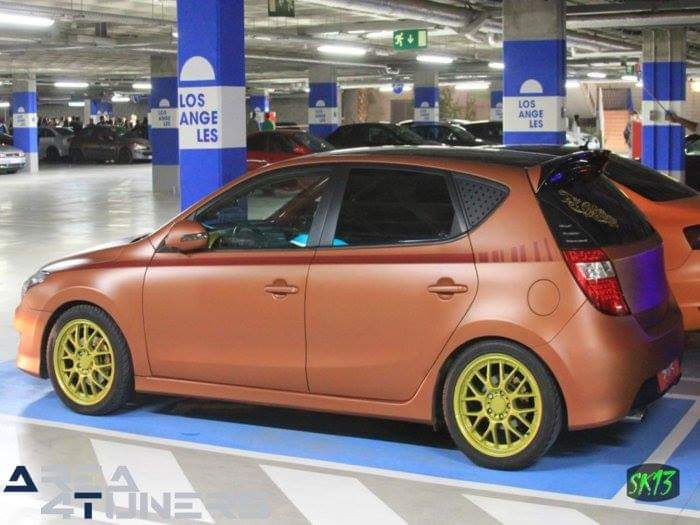 1ª Kdd Nacional San Fernando De Henares
Imagen del reportaje revista Tuning Area4tuners.es, concentración de coches Tuning del año 2017 en San Fernando De Henares, Madrid, España