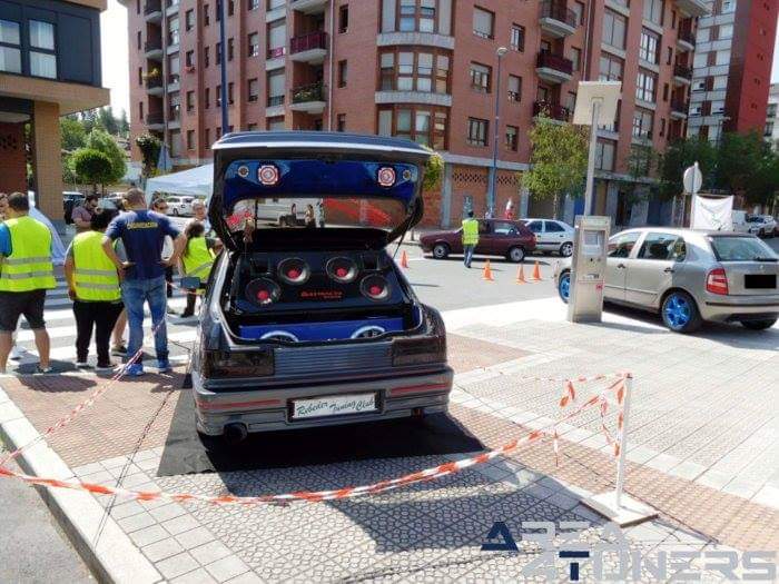 2ª Concentración Tuning Etxebarri
Imagen del reportaje revista Tuning Area4tuners.es, concentración de coches Tuning del año 2017 en Etxebarri, Vizcaya, España