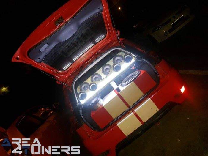 3ª Kdd Solidaria Mondariz
Imagen del reportaje revista Tuning Area4tuners.es, concentración de coches Tuning del año 2017 en Mondaríz, Pontevedra, España