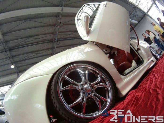 4ª Tuning Show Ciudad De Balaguer
Imagen del reportaje revista Tuning Area4tuners.es, concentración de coches Tuning del año 2017 en Balaguer, Lérida, España