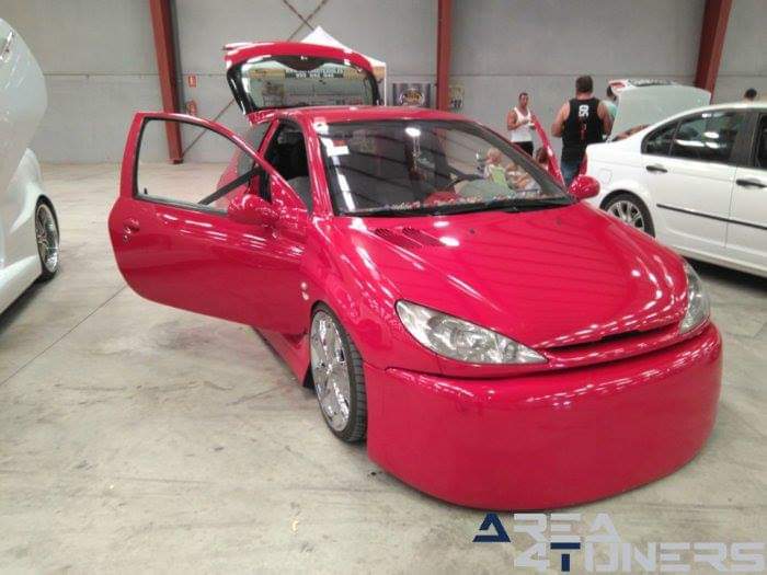 1a Concentración Benéfica Tuning Campohermoso
Imagen del reportaje revista Tuning Area4tuners.es, concentración de coches Tuning del año 2017 en Níjar, Almería, España